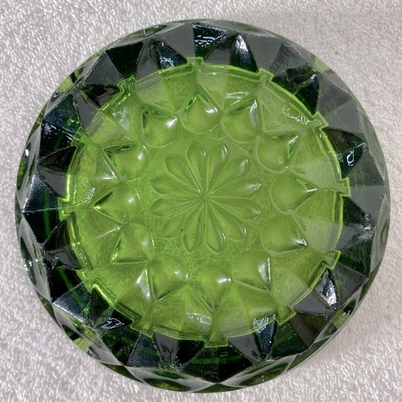 Vintage MCM Avocado Green Textured Glass Round Ashtray Trinket Dish Decor - Picture 2 of 12